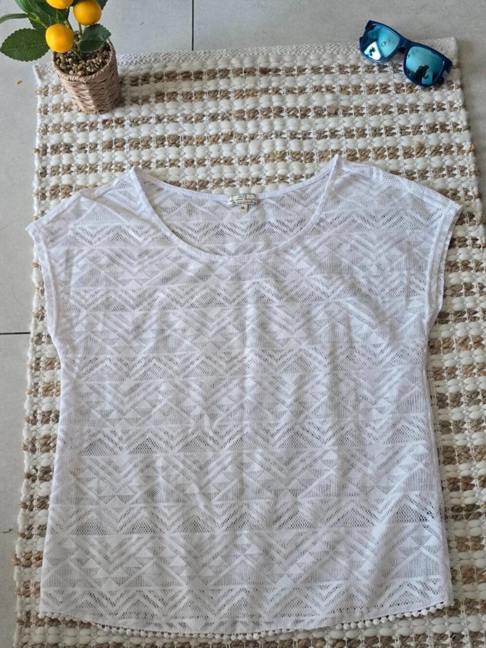 White openwork top Undiz size M – summer/holiday look